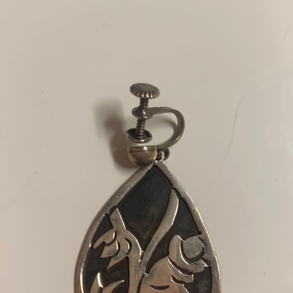 Silver Earrings - Picture 3 of 4